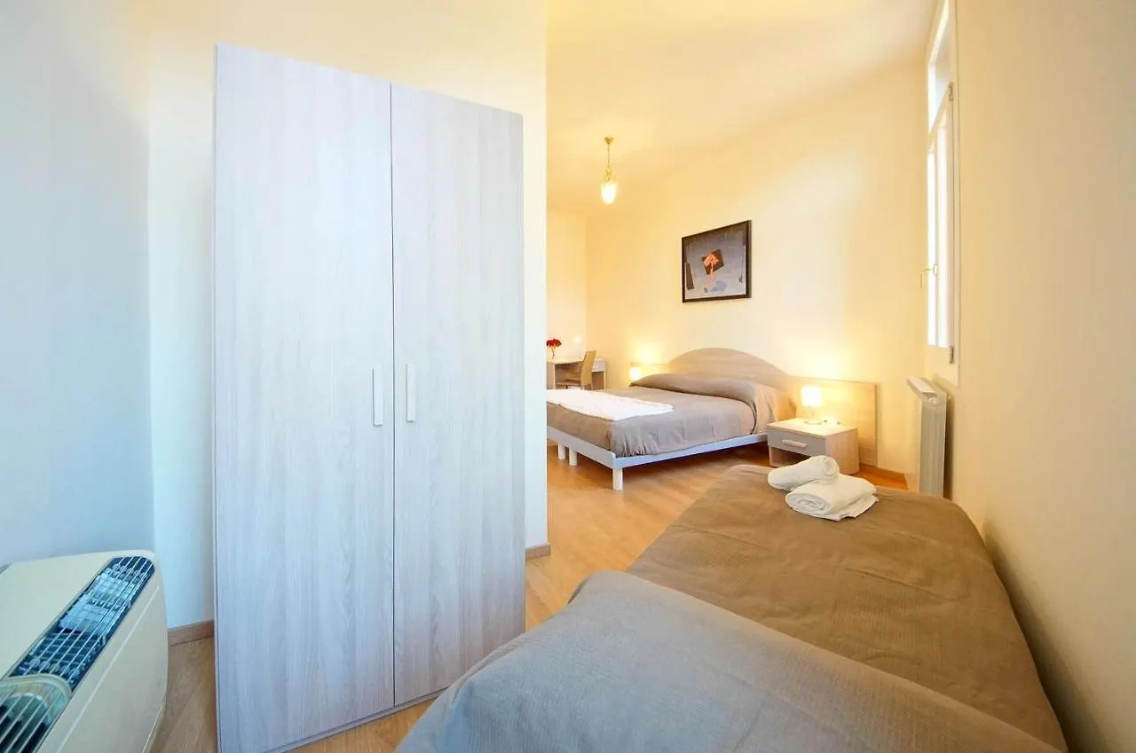Ca' Circus 4 Rooms Wi-Fi Fibre Venise 0*,  Italie